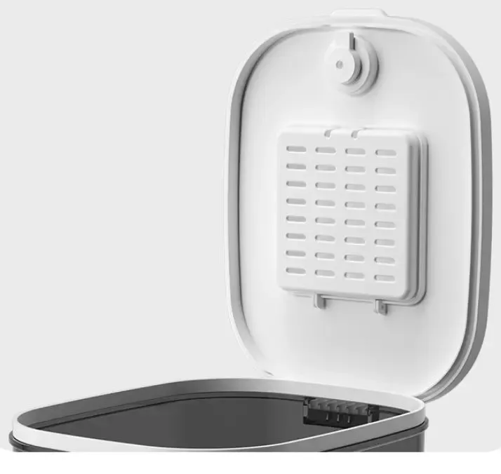 High Capacity, WIFI Enabled Automatic Pet Feeder